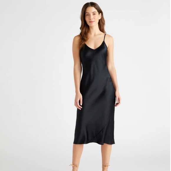 Quince Dresses & Skirts - Quince 100% Washable Silk Slip Dress